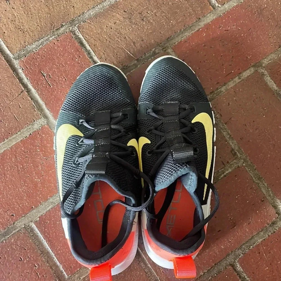 Nike Navy Metcons 10.5‎ - Picture 5 of 7